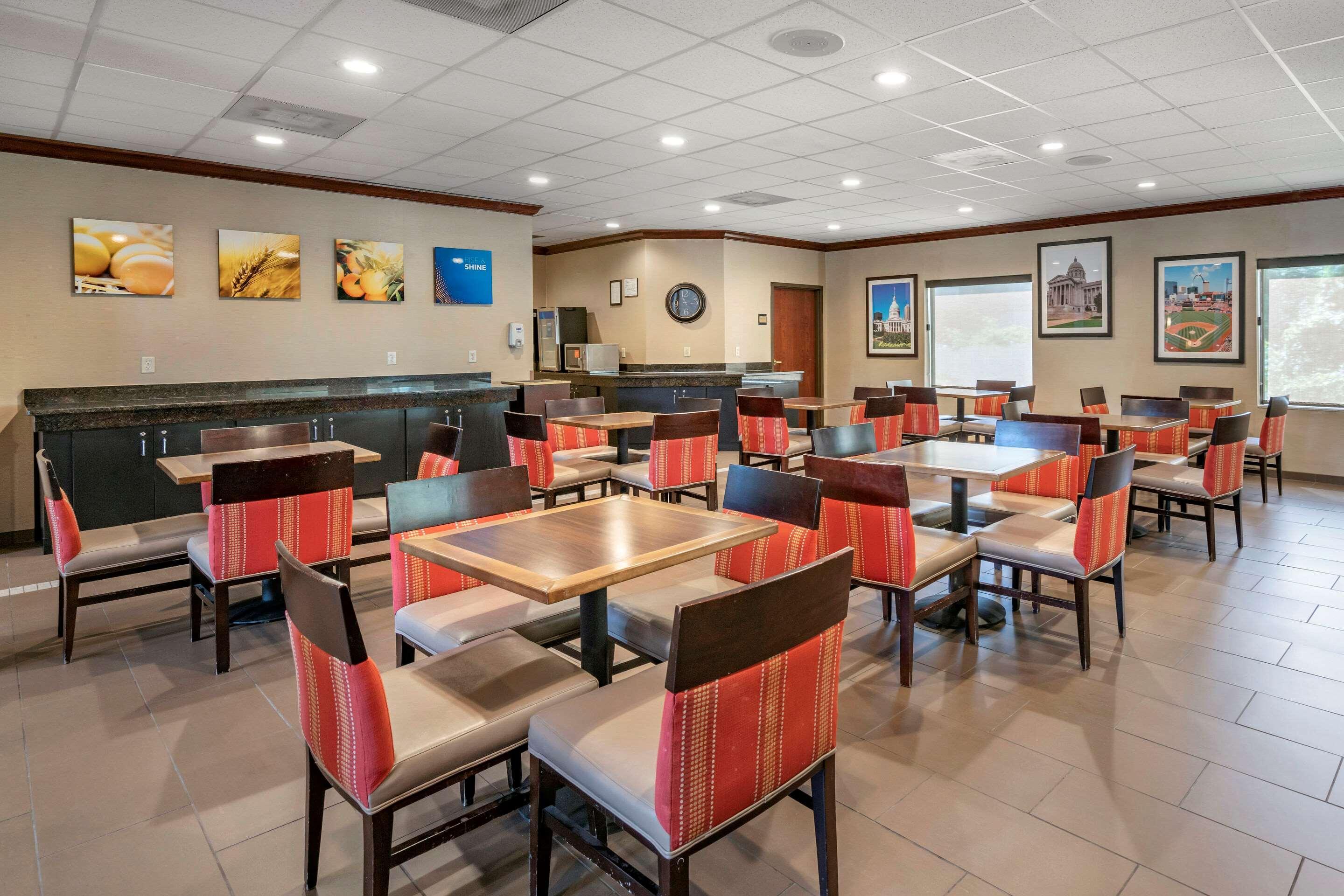 Comfort Inn & Suites St Louis-О'Фаллон Экстерьер фото