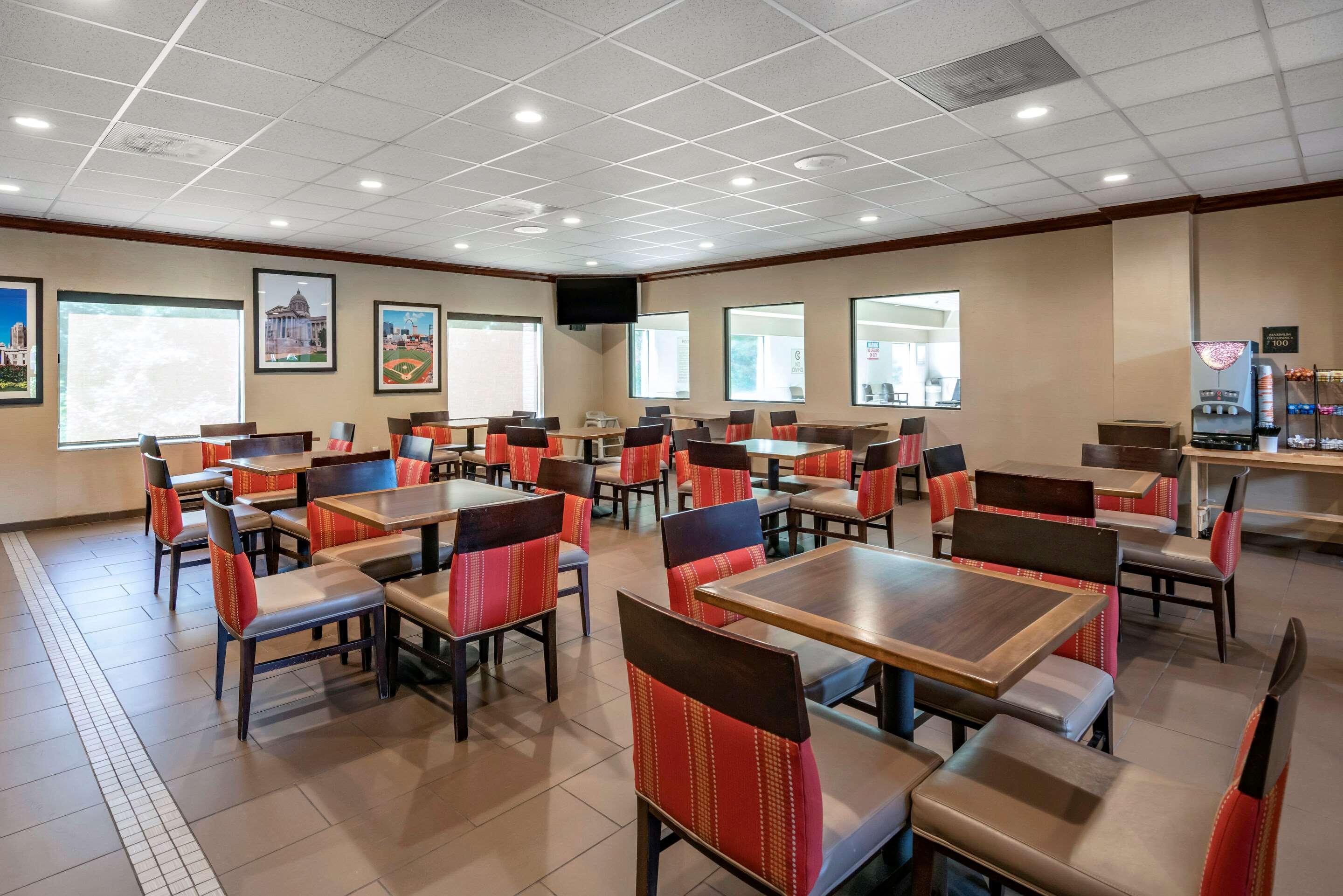 Comfort Inn & Suites St Louis-О'Фаллон Экстерьер фото