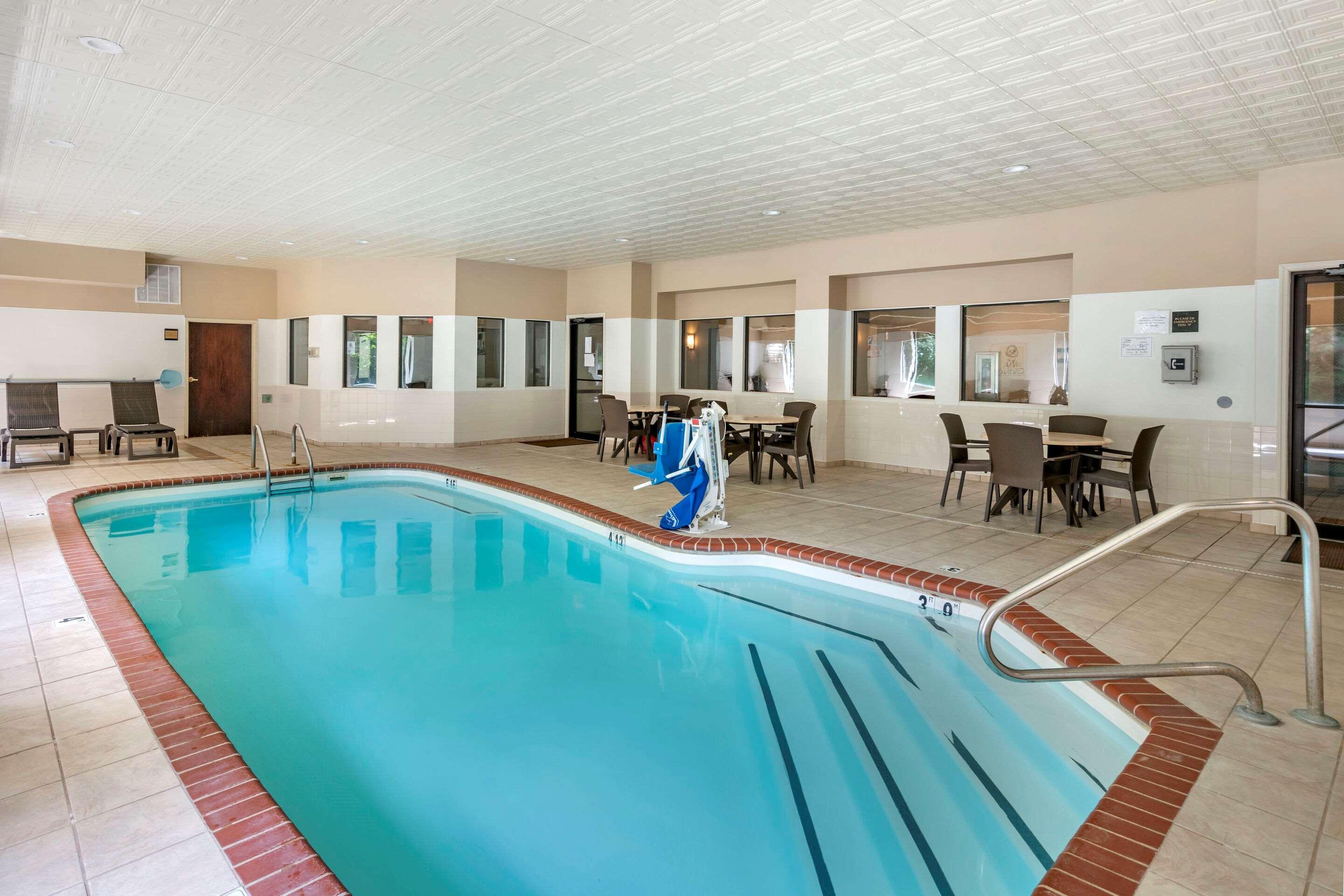 Comfort Inn & Suites St Louis-О'Фаллон Экстерьер фото